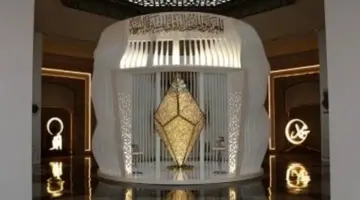 «بانوراما الحجرة الشريفة» تخطف مشاعر الزوار.. وأجنبى يعلن إسلامه بمتحف السيرة النبوية